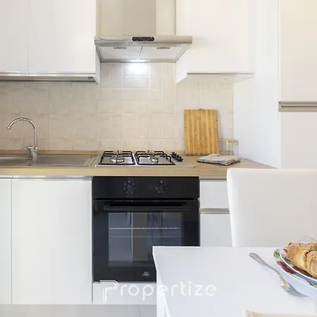 شقة 3br Family By Propertize